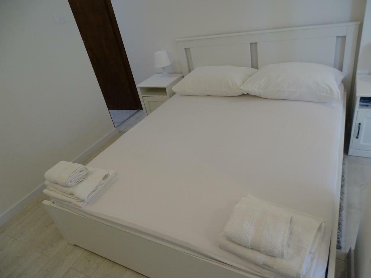 Job Studio Apartments 斯普利特 外观 照片
